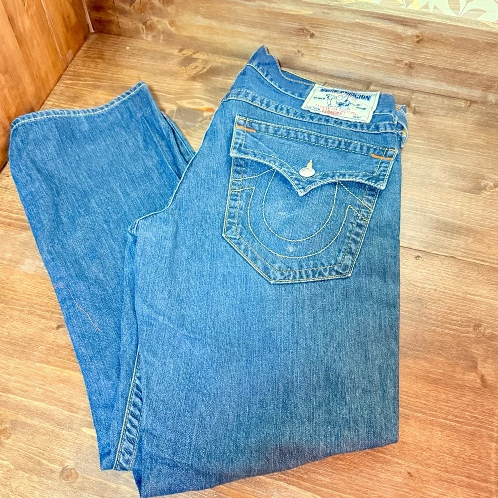 True Religion Straight Leg Jeans – Men’s Size 34, Made in USA​